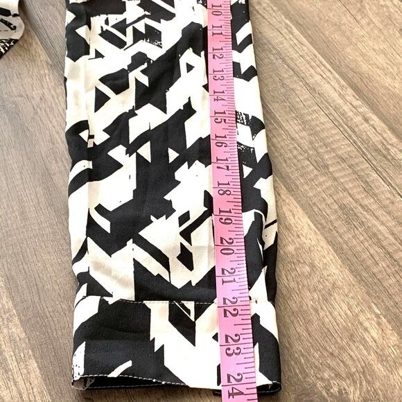 Calvin Klein Red and Black top  Ombre long sleeve blouse size S front pockets - Picture 10 of 11